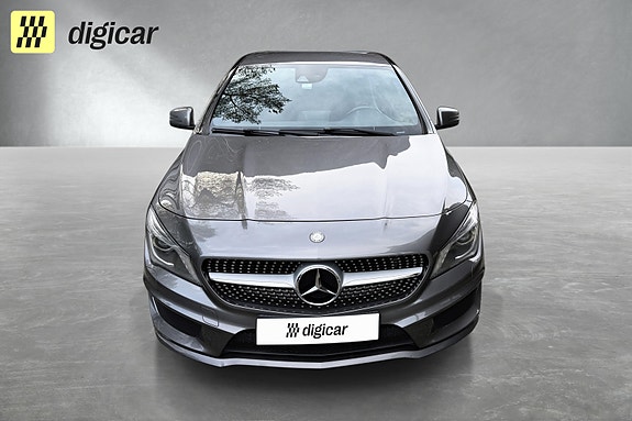 Mercedes-Benz CLA180 8 of 23