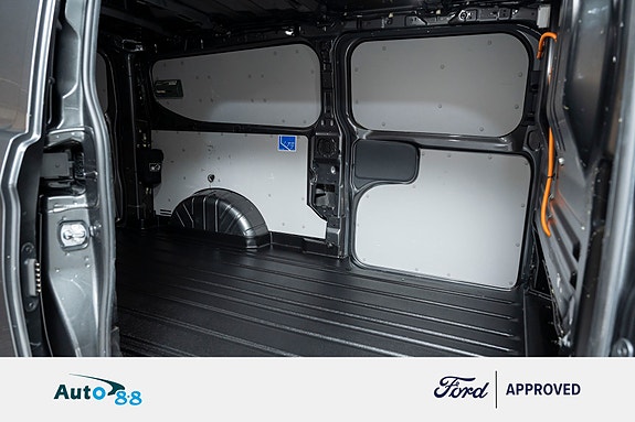 Ford Transit Custom 26 of 30