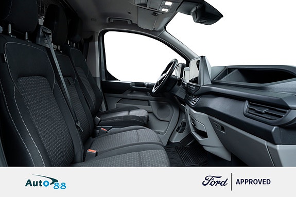 Ford Transit Custom 27 of 30