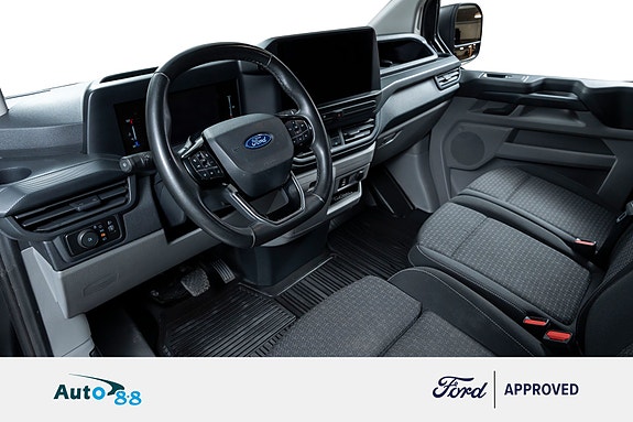 Ford Transit Custom 24 of 30