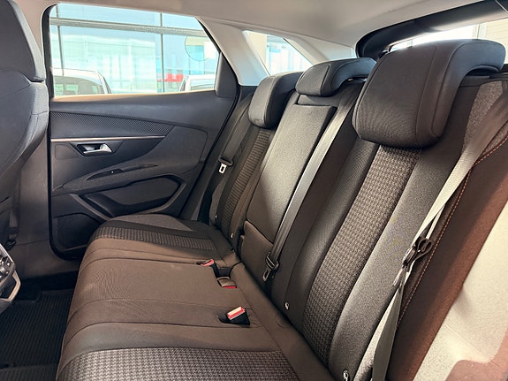 Peugeot 3008 23 of 25