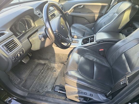 Volvo XC70 12 of 13