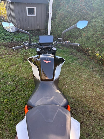 KTM 125 Duke 14 of 16