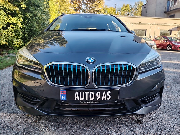 BMW 225xe 5 of 30
