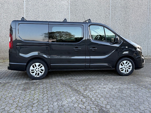 Opel Vivaro 3 of 30
