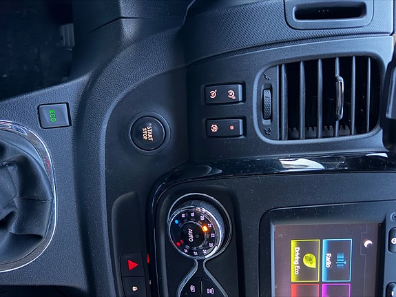 Opel Vivaro 27 of 30