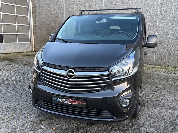 Opel Vivaro 6 of 30