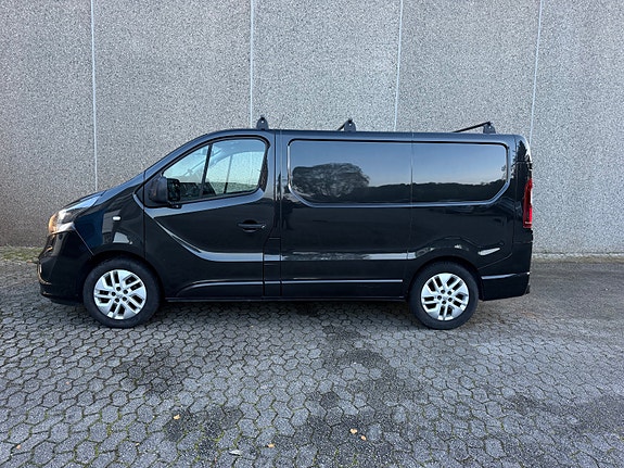 Opel Vivaro 20 of 30