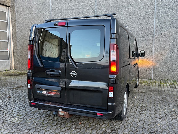 Opel Vivaro 14 of 30