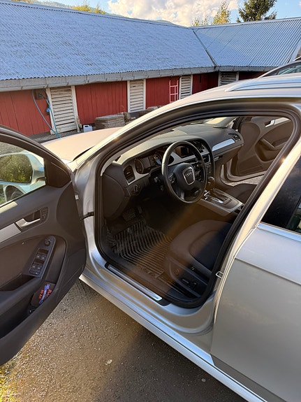 Audi A4 7 of 13