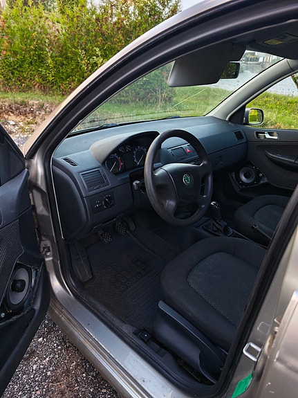 Skoda Fabia 7 of 19