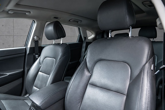 Hyundai Tucson 23 of 30