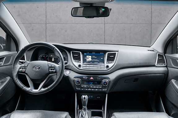 Hyundai Tucson 11 of 30