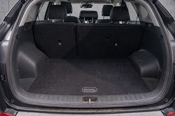 Hyundai Tucson 30 of 30