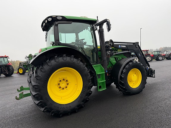 John Deere 6150 R 15 of 30