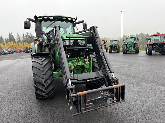 John Deere 6150 R 24 of 30