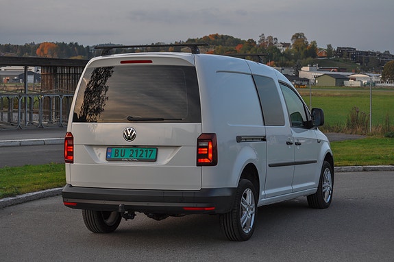 Volkswagen Caddy Maxi 10 of 30