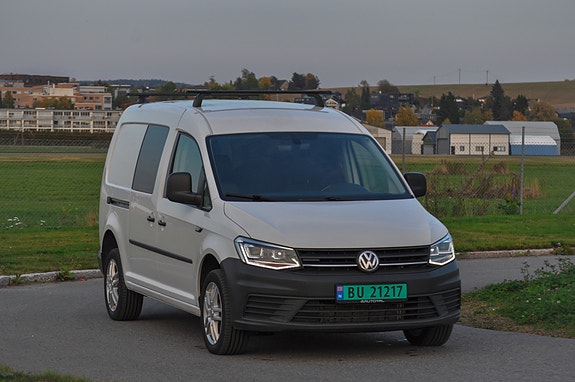 Volkswagen Caddy Maxi 2 of 30