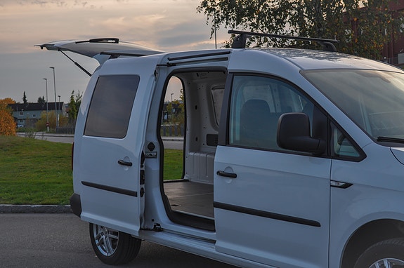 Volkswagen Caddy Maxi 15 of 30