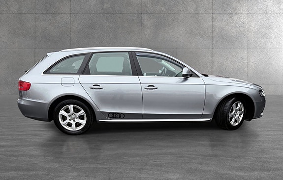Audi A4 5 of 30