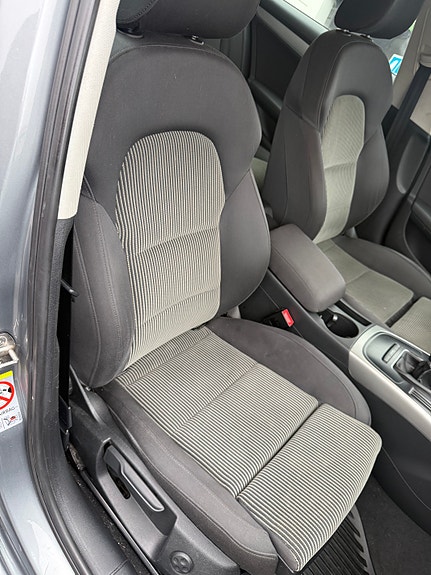 Audi A4 14 of 30