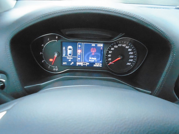 Ford Mondeo 21 of 30