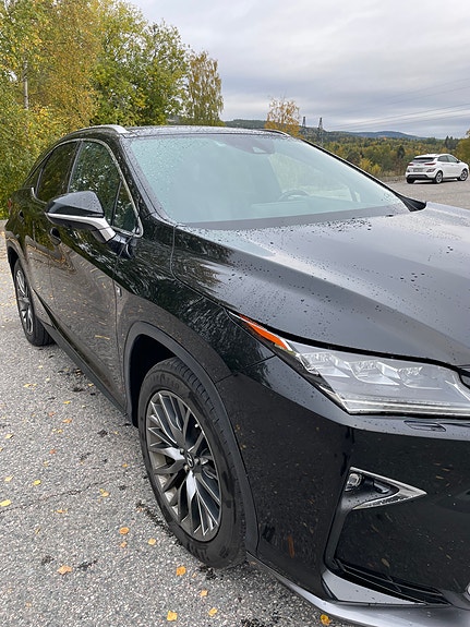 Lexus RX450h 2 of 22