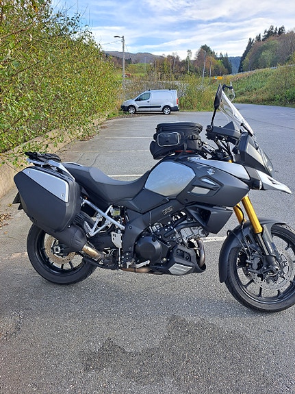 Suzuki DL 1000 V-Strom 9 of 18