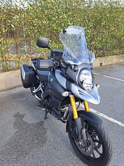 Suzuki DL 1000 V-Strom 4 of 18