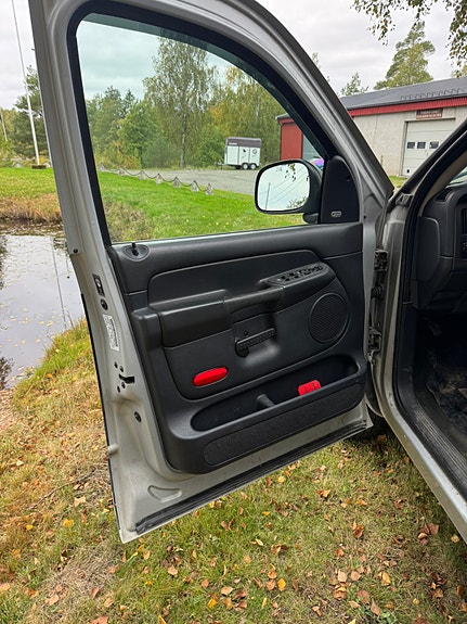 Dodge RAM 10 of 20