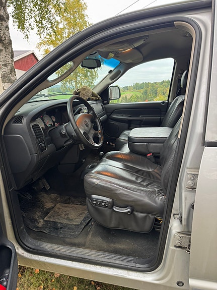 Dodge RAM 11 of 20