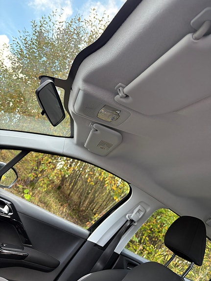 Peugeot 208 16 of 22
