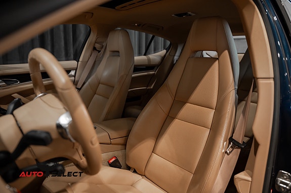 Porsche Panamera 26 of 30