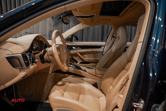 Porsche Panamera 27 of 30