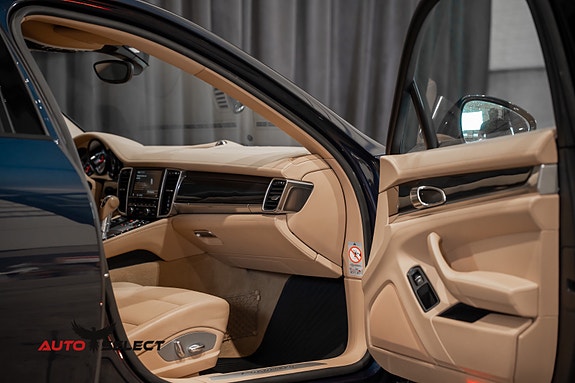 Porsche Panamera 20 of 30