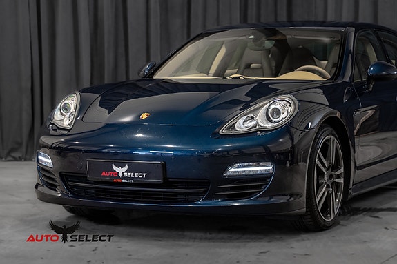 Porsche Panamera 7 of 30