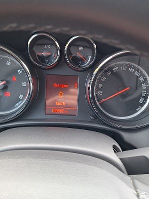 Opel Astra 10 of 12