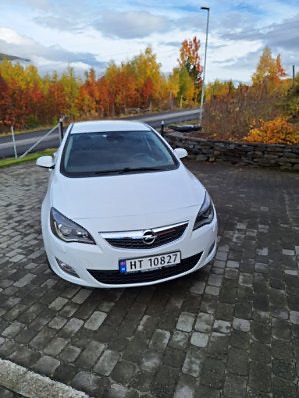 Opel Astra 3 of 12