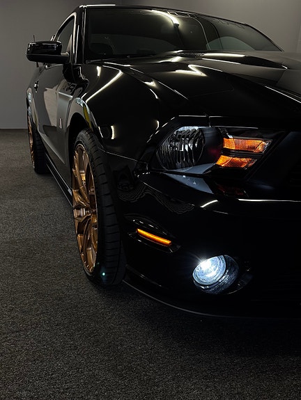 Ford Mustang 17 of 30