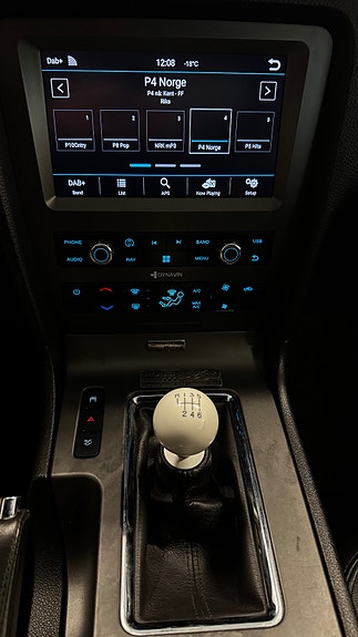 Ford Mustang 20 of 30