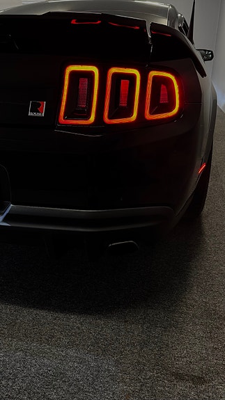 Ford Mustang 10 of 30