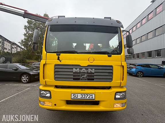 MAN 2006 MAN TGM 15.280 - Bilberger med tiltbart plan - HMF 902 T3 kran - Hydraulisk vinsj - 424 362 km 19 of 30