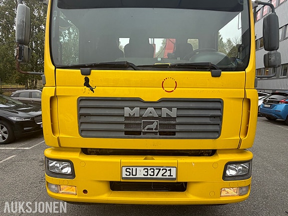 MAN 2006 MAN TGM 15.280 - Bilberger med tiltbart plan - HMF 902 T3 kran - Hydraulisk vinsj - 424 362 km 22 of 30