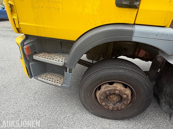 MAN 2006 MAN TGM 15.280 - Bilberger med tiltbart plan - HMF 902 T3 kran - Hydraulisk vinsj - 424 362 km 27 of 30