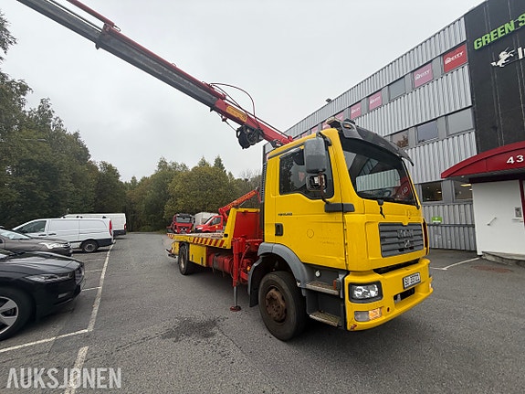 MAN 2006 MAN TGM 15.280 - Bilberger med tiltbart plan - HMF 902 T3 kran - Hydraulisk vinsj - 424 362 km 18 of 30
