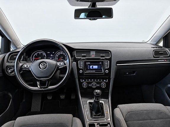 Volkswagen Golf VII 7 of 15