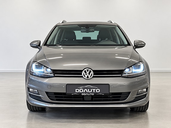 Volkswagen Golf VII 5 of 15