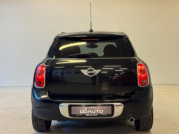 MINI Countryman-Serie 9 of 18
