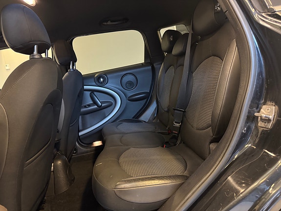 MINI Countryman-Serie 13 of 18
