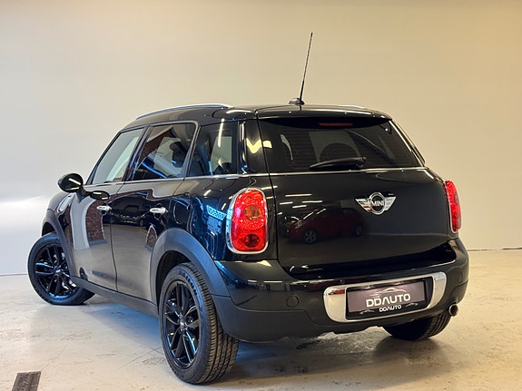 MINI Countryman-Serie 11 of 18